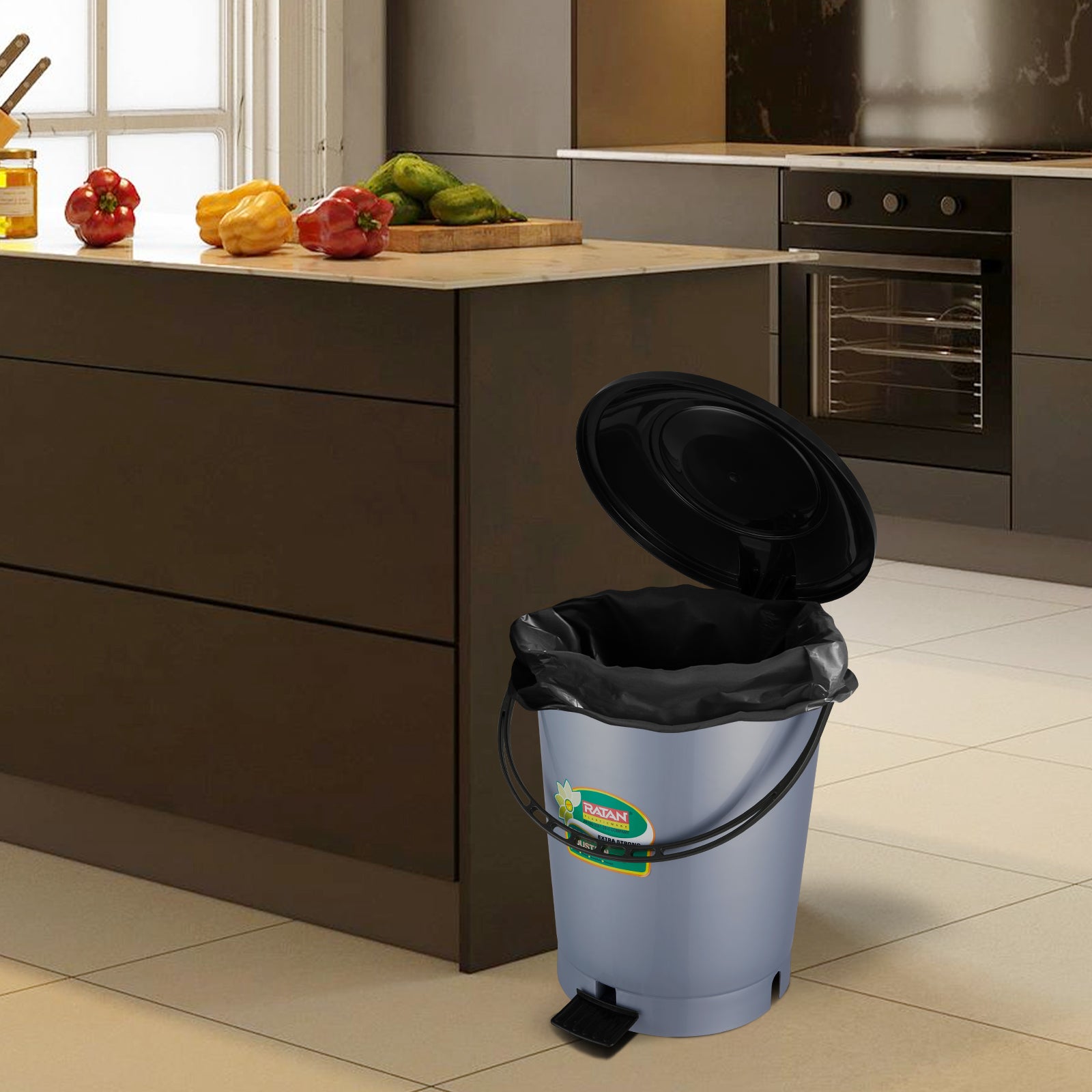Bon Bon Pedal Bin